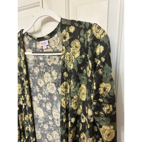 LuLaRoe Sarah sweater, size M - Picture 3 of 6
